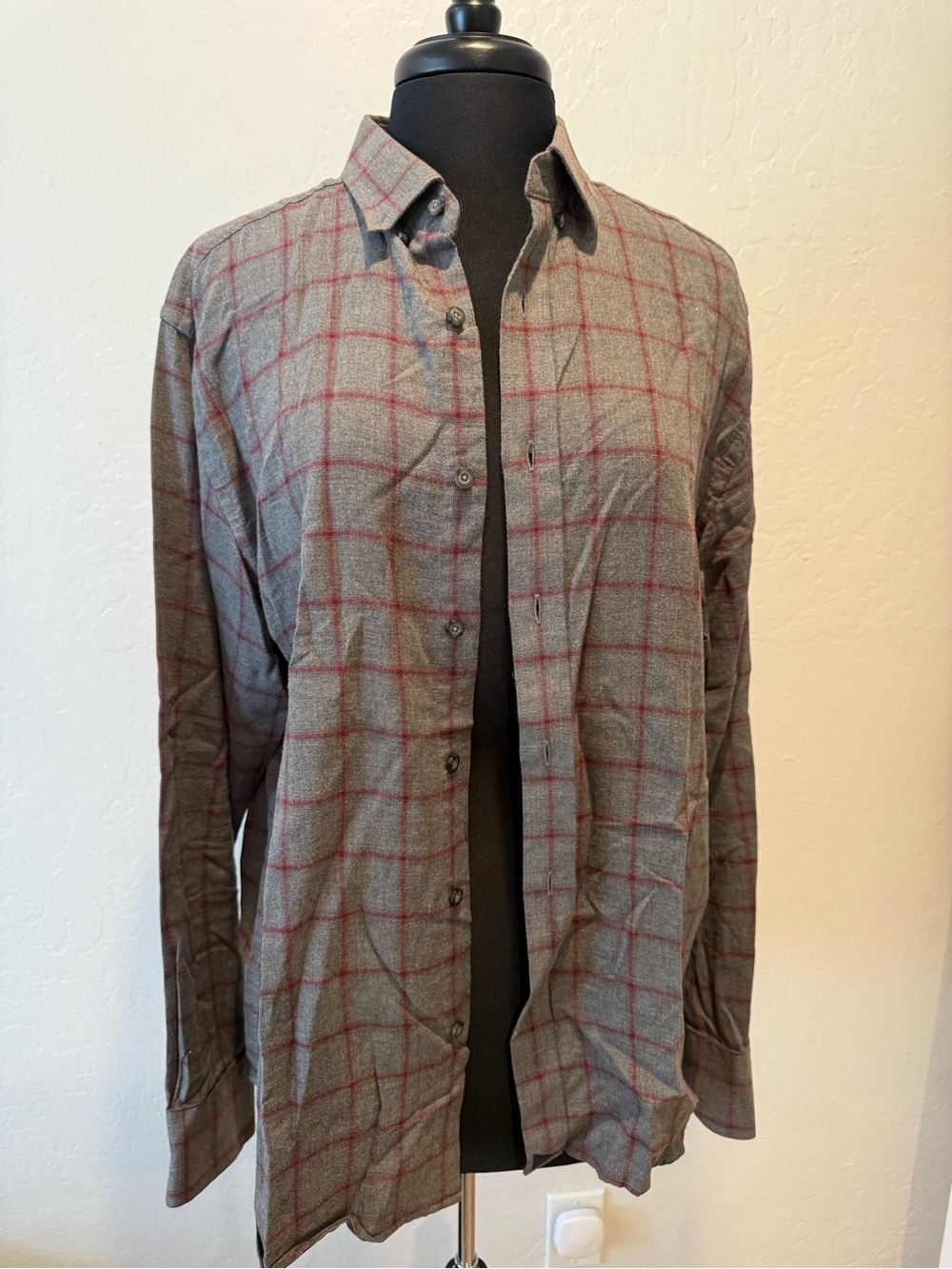UNTUCKit Gray Shirt with Red Windowpane Plaid